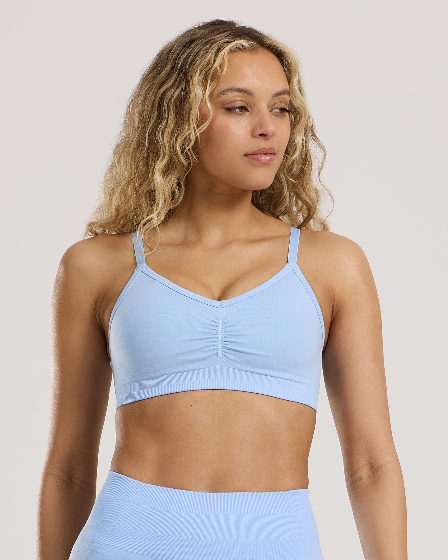 Define 2.0 Seamless Scrunch Bralette | Airy Blue