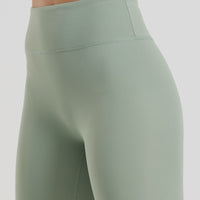 Essential Leggings | Pistachio