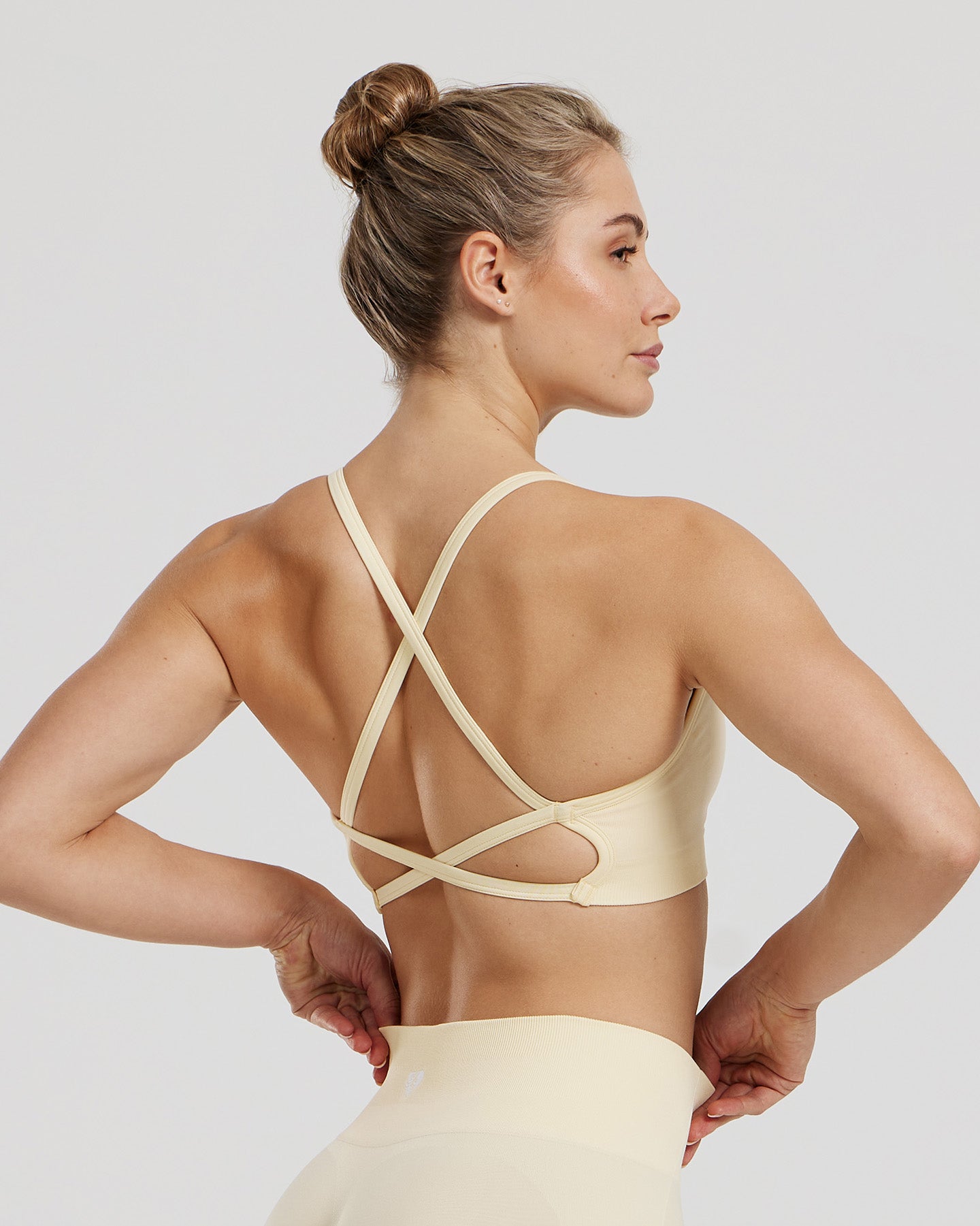 Define 2.0 Seamless Backless Bra | Vanilla