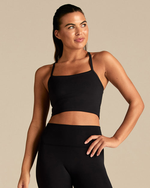Essential Built-In Bra Crop Tank Top | Black