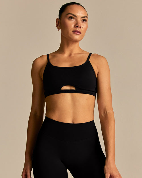 Emphasize Peek-A-Boo Bra | Black