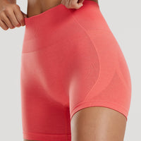 Define 2.0 Seamless Scrunch 4" Shorts | Sunlit Coral