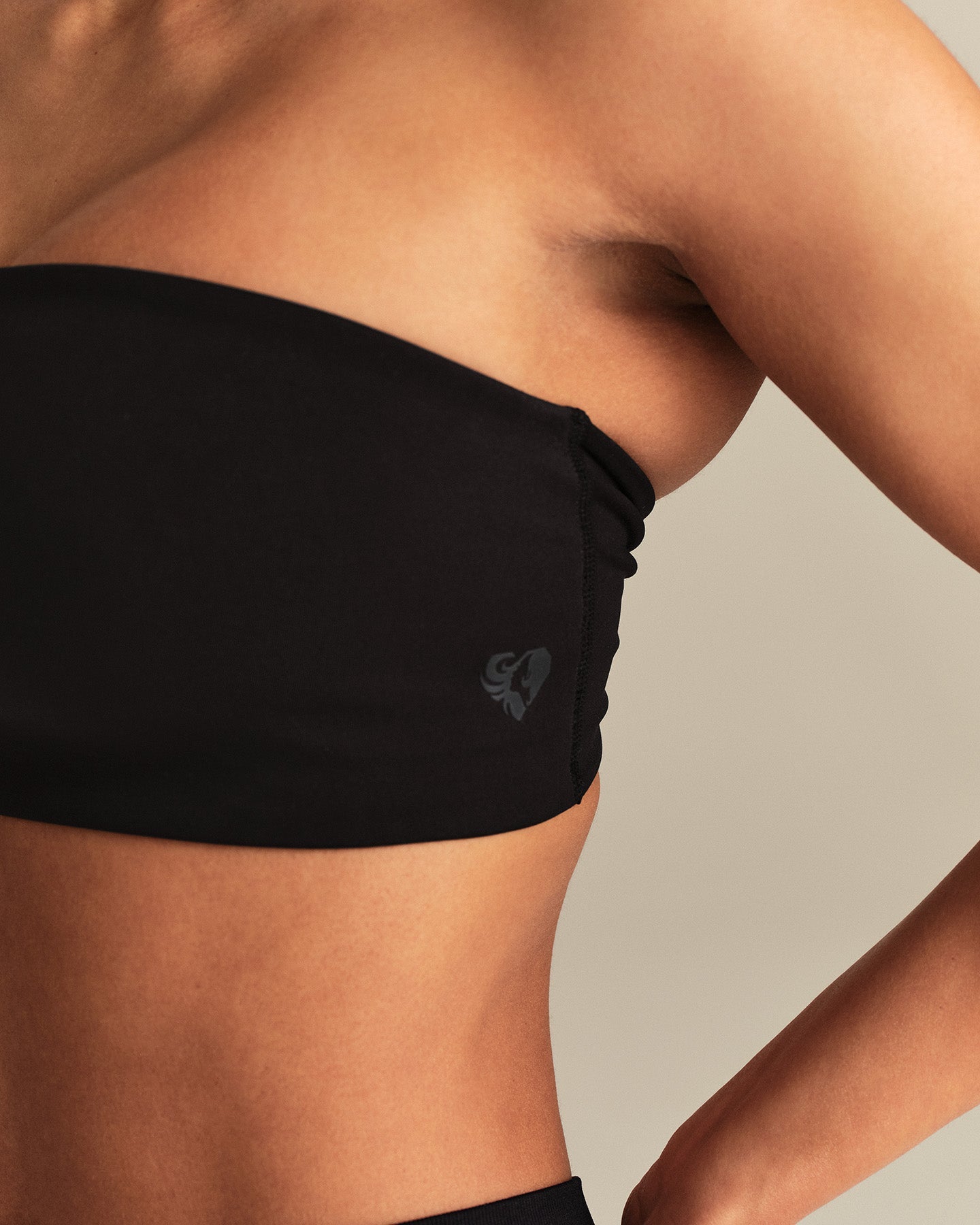 Essential Twist Back Bandeau Bra | Black
