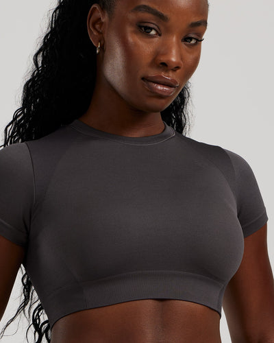 Motion Seamless Short Sleeve Crop Top Graphite Women's Best