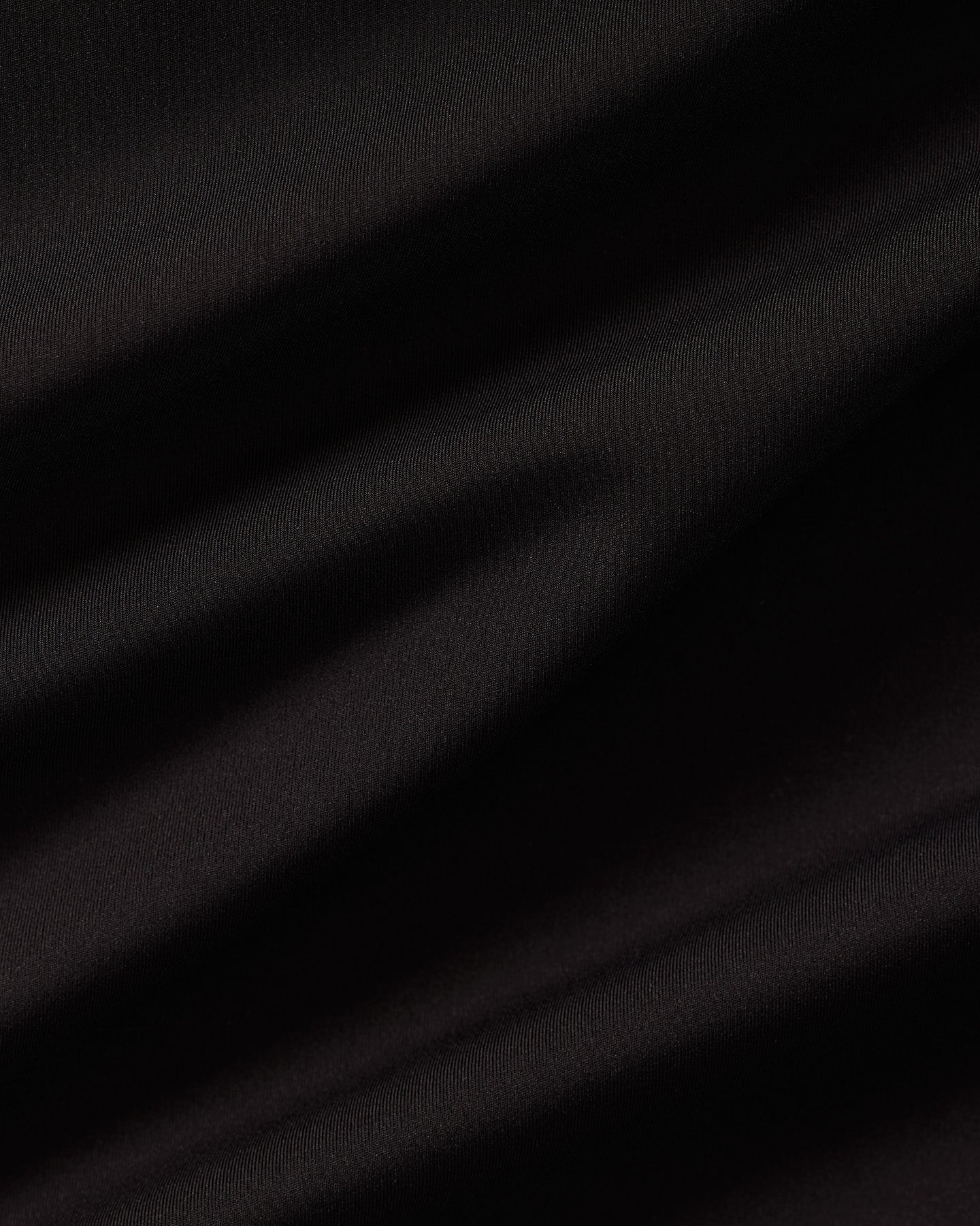 Essential Built-In Bra Scoop Back Tank | Black