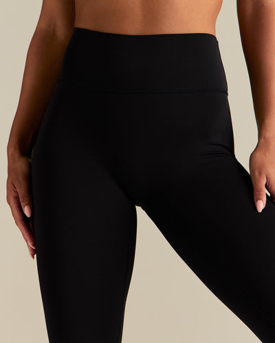 Essential Capri Leggings | Black