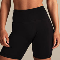 Define 2.0 Seamless Low Back Shorts | Black