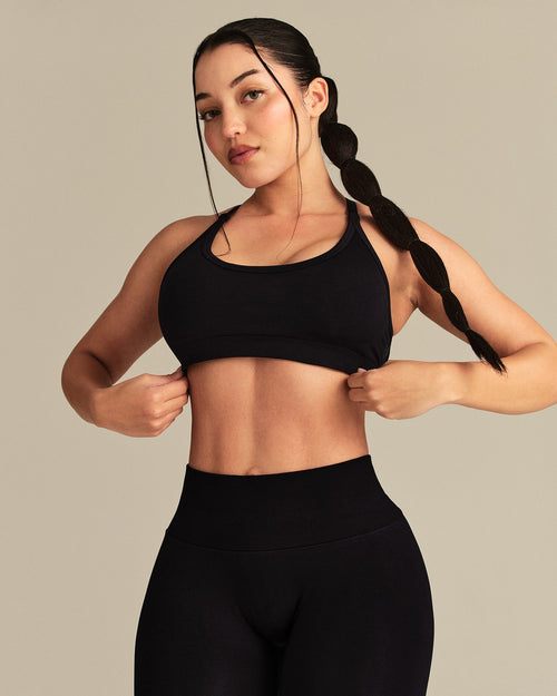 Define 2.0 Seamless Cross Back Bra | Black