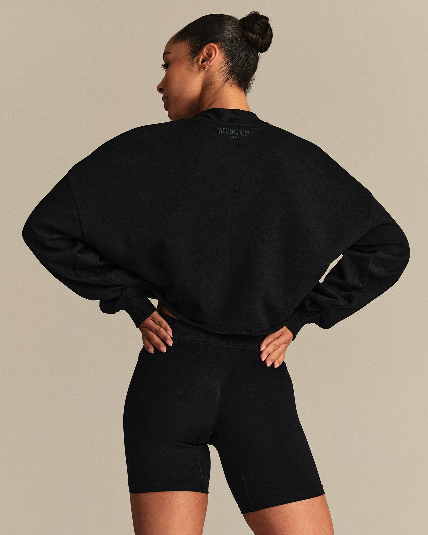 Comfort Lightweight Cropped Sweat | Black