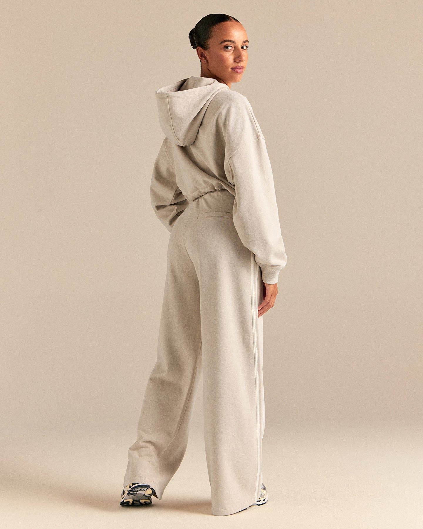 Comfort Lightweight Contrast Joggers | Stone