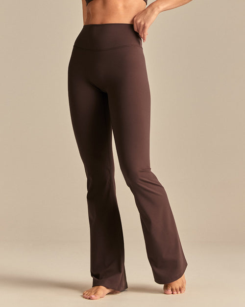 FormFlex High Waist Flared Pants | Cocoa Powder