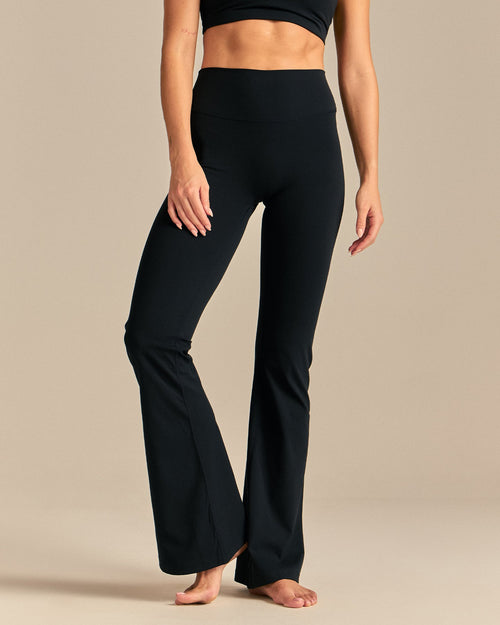 FormFlex High Waist Flared Pants | Black