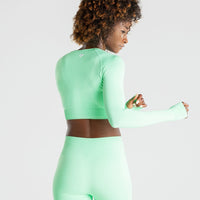 Power Seamless Long Sleeve Crop Top | Green Ash